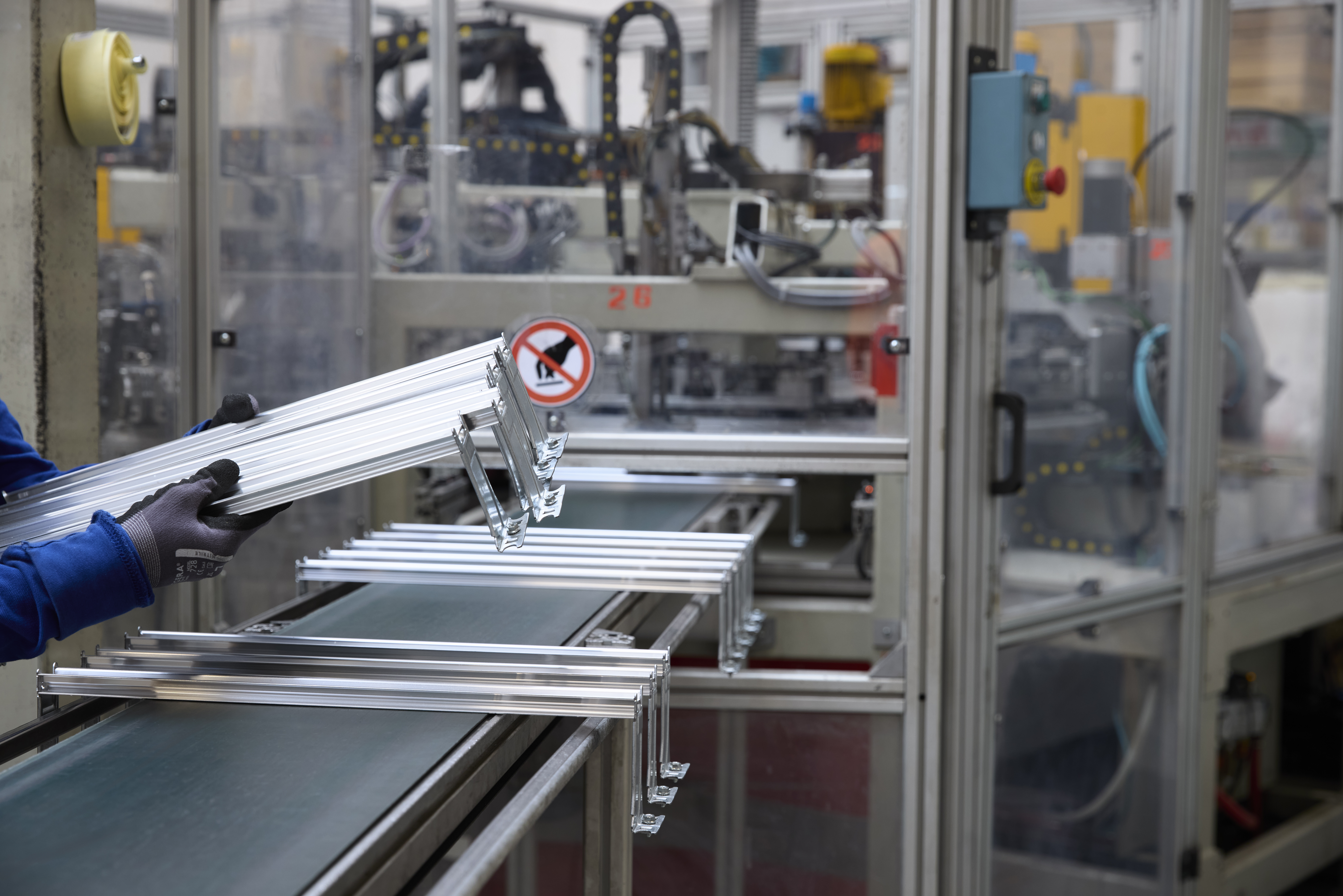 Assemblaggio componenti metalliche