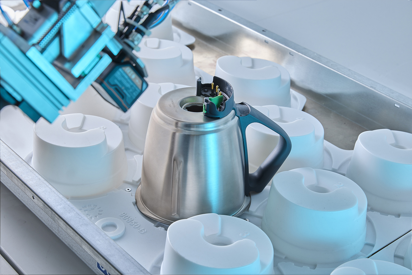 Minifaber produces stainless steel bowls for multifunction kitchen robots, suitable for food preparation and cooking. High quality and durability ensured.