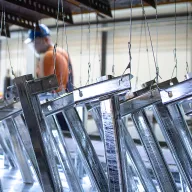 Minifaber führt Metallverarbeitungen sowohl in großen als auch in kleinen Mengen durch, alle werden intern mit höchster Präzision ausgeführt. Kontaktieren Sie uns sofort.