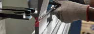 Minifaber réalise des travaux de pliage de tôles en acier inoxydable, de la conception jusqu’à la mise en œuvre. Découvrez toutes nos solutions