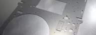 Dal 1960 Minifaber esegue la tranciatura di lamiere in ferro, alluminio, rame, ottone, acciaio inox e leghe speciali. Scopri qui i nostri servizi di tranciatura metalli.