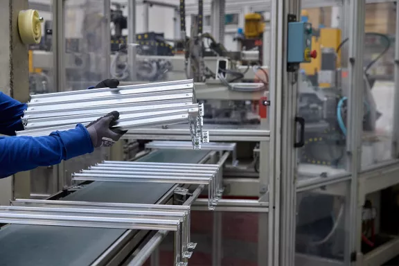 Dalla progettazione, all’assemblaggio dei prodotti finiti. Il cliente entra in Minifaber con un’idea progettuale ed esce con il miglior prodotto finito.