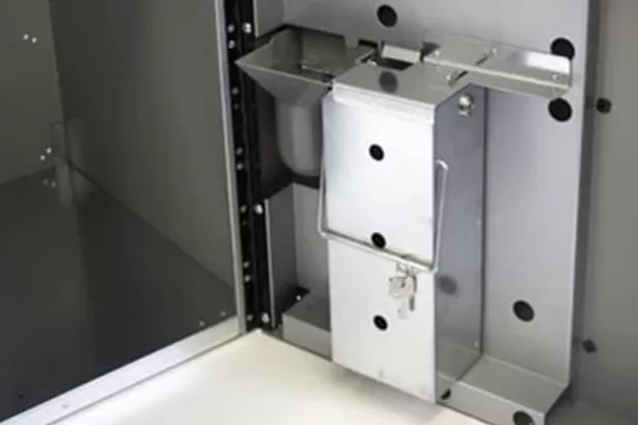 We specialize in cold sheet metalworking, creating simple and complex, finished and assembled products for the electromechanical sector.