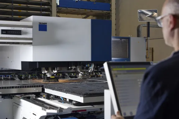 taglio lamiera laser tranciatura punzonatura guida Minifaber